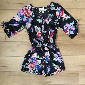 Yumi Kim Womens Large Black Floral Romper 100% Silk Tropical Vacation